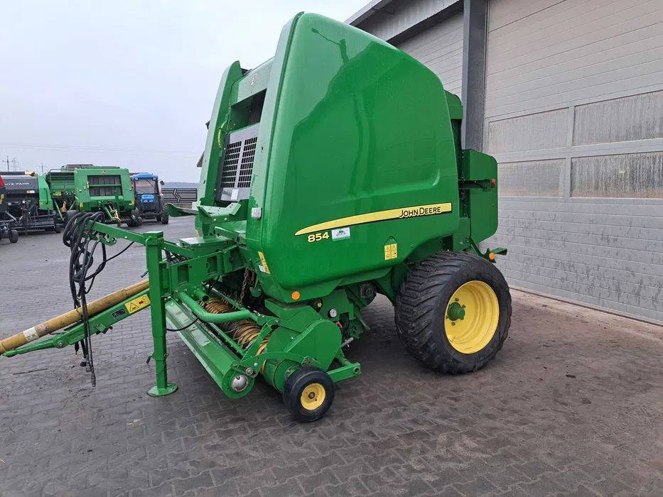 Prasa rolująca John Deere 854 - Balirka za okrogle bale: slika 1 Prasa rolująca John Deere 854 - Balirka za okrogle bale: slika 1