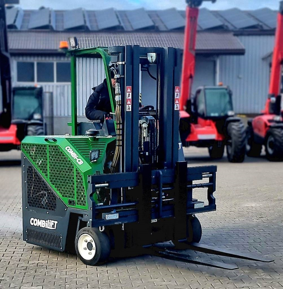 Combilift CB 2500 LPG NEW 2023 - SALE ! - 4-potni viličar s pomičnim teleskopom: slika 1 Combilift CB 2500 LPG NEW 2023 - SALE ! - 4-potni viličar s pomičnim teleskopom: slika 1