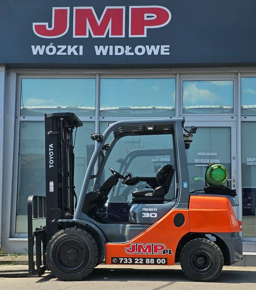 Plinski viličar Toyota 8 FG 30 F: slika 9 Plinski viličar Toyota 8 FG 30 F: slika 9