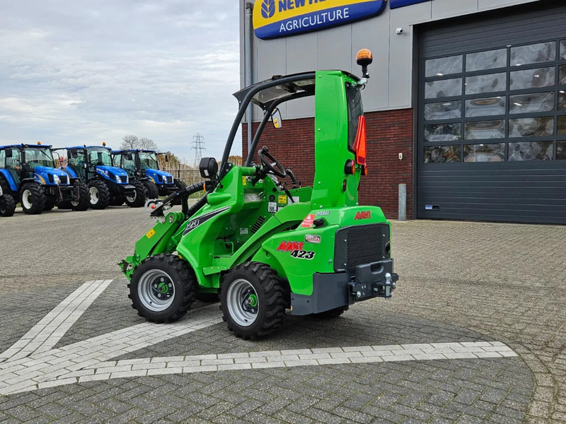 Avant 423 mini-shovel - Kompaktni nakladalnik na gosenicah: slika 5 Avant 423 mini-shovel - Kompaktni nakladalnik na gosenicah: slika 5