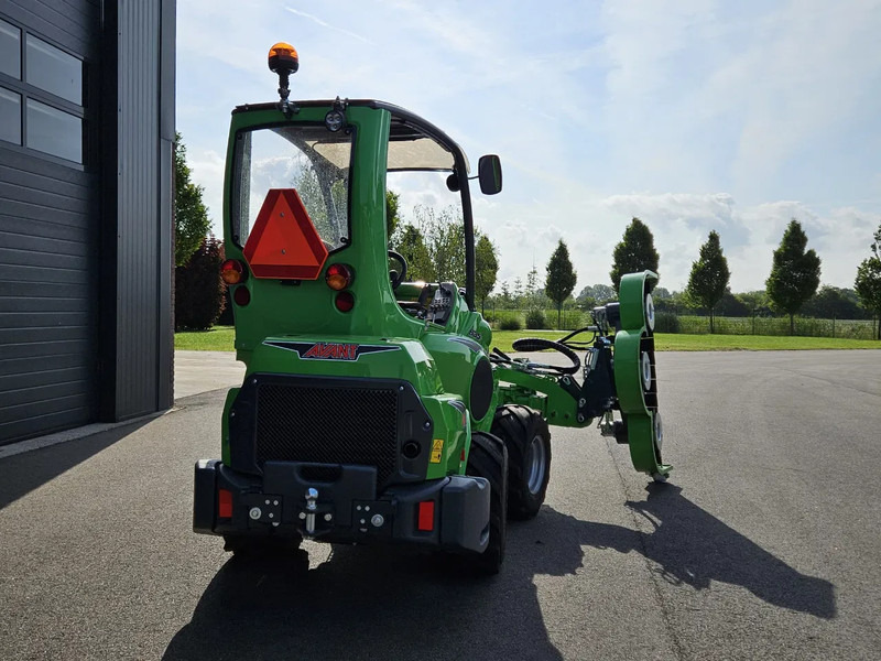 Avant 635i TDL+ mini-shovel - Kompaktni nakladalnik na gosenicah: slika 5 Avant 635i TDL+ mini-shovel - Kompaktni nakladalnik na gosenicah: slika 5