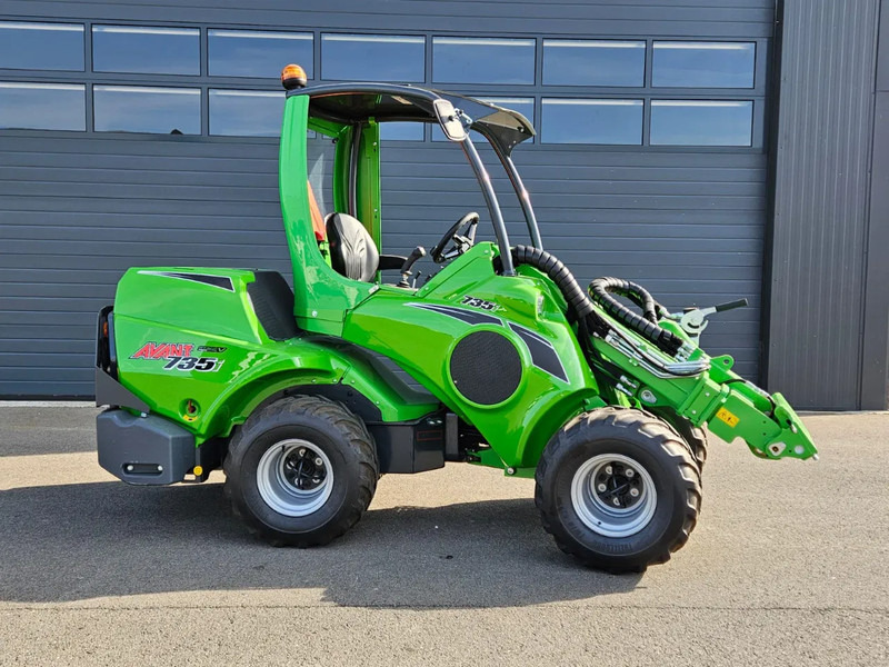 Avant 735i Rental mini-shovel - Kompaktni nakladalnik na gosenicah: slika 2 Avant 735i Rental mini-shovel - Kompaktni nakladalnik na gosenicah: slika 2