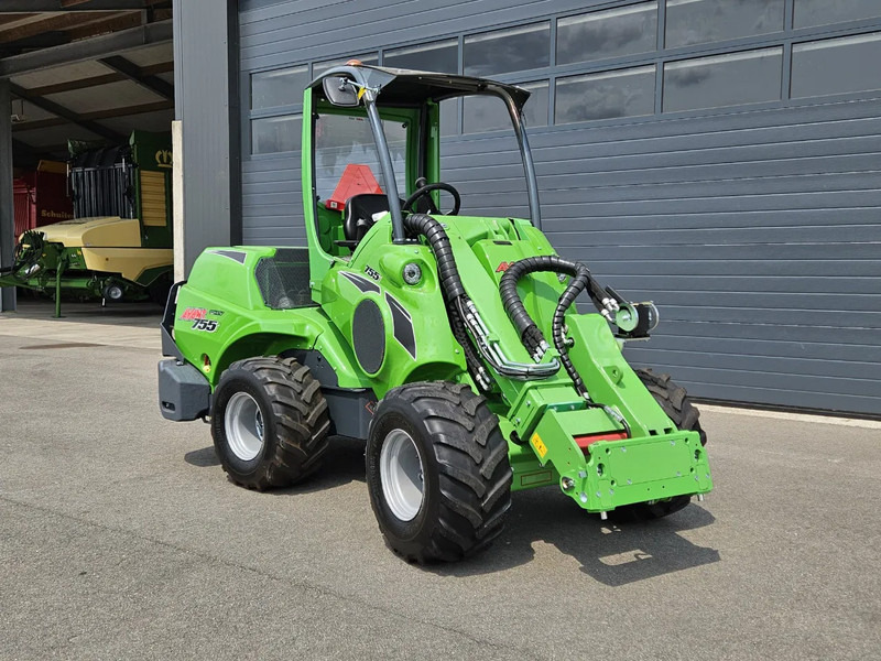 Avant 755i Rental mini-shovel - Kompaktni nakladalnik na gosenicah: slika 1 Avant 755i Rental mini-shovel - Kompaktni nakladalnik na gosenicah: slika 1