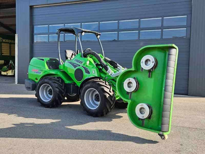 Avant 860i TDL mini-shovel - Kompaktni nakladalnik na gosenicah: slika 1 Avant 860i TDL mini-shovel - Kompaktni nakladalnik na gosenicah: slika 1