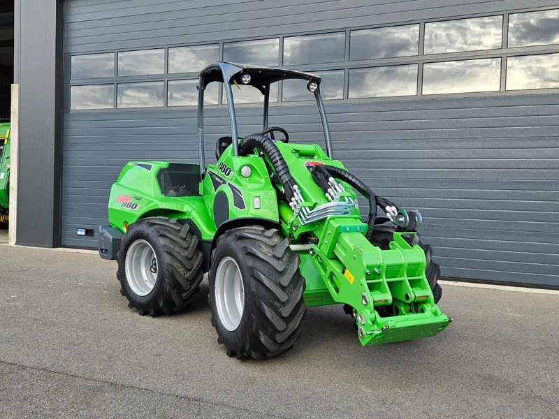 Avant 860i TDL mini-shovel - Kompaktni nakladalnik na gosenicah: slika 1 Avant 860i TDL mini-shovel - Kompaktni nakladalnik na gosenicah: slika 1