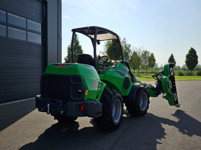 Avant 860i TDL mini-shovel - Kompaktni nakladalnik na gosenicah: slika 5 Avant 860i TDL mini-shovel - Kompaktni nakladalnik na gosenicah: slika 5