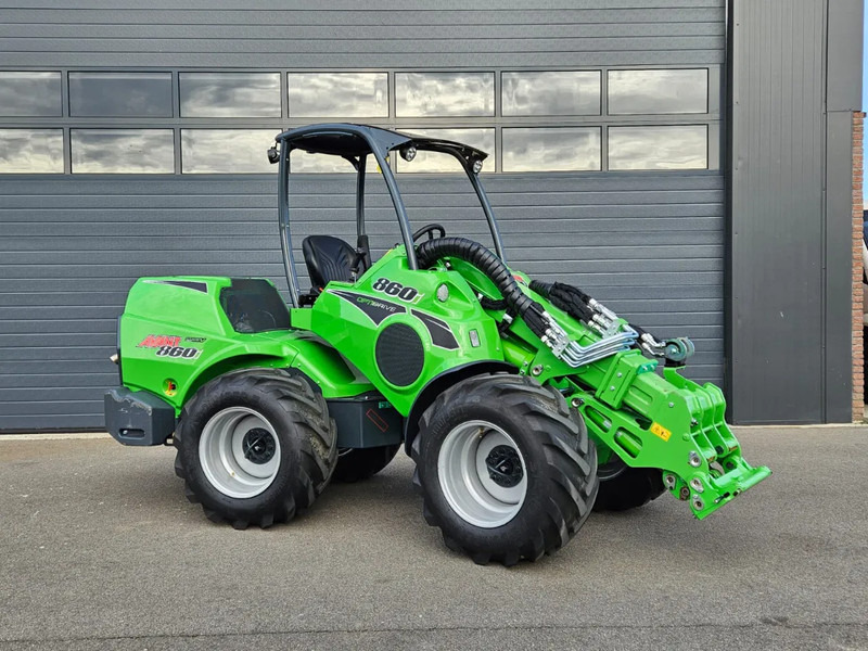 Avant 860i TDL mini-shovel - Kompaktni nakladalnik na gosenicah: slika 2 Avant 860i TDL mini-shovel - Kompaktni nakladalnik na gosenicah: slika 2