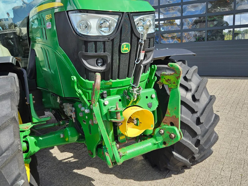 John Deere 6125R Autopower - Traktor: slika 4 John Deere 6125R Autopower - Traktor: slika 4