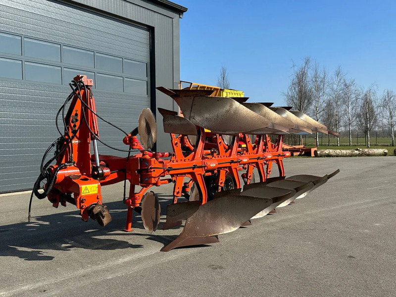 Kuhn Vari Master 151 - Plug: slika 1 Kuhn Vari Master 151 - Plug: slika 1