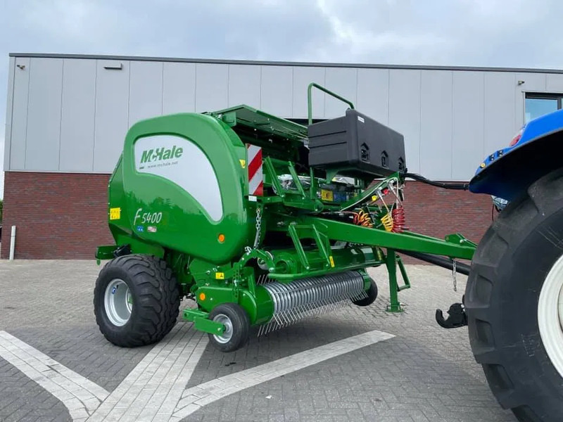 McHale F5400 - Balirka za okrogle bale: slika 1 McHale F5400 - Balirka za okrogle bale: slika 1