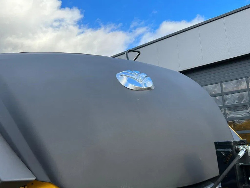 New Holland Bigbaler 1270 plus - Balirka za kvadratne bale: slika 3 New Holland Bigbaler 1270 plus - Balirka za kvadratne bale: slika 3