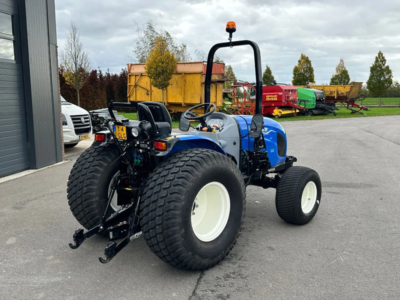 New Holland Boomer 55 - Mini traktor: slika 3 New Holland Boomer 55 - Mini traktor: slika 3