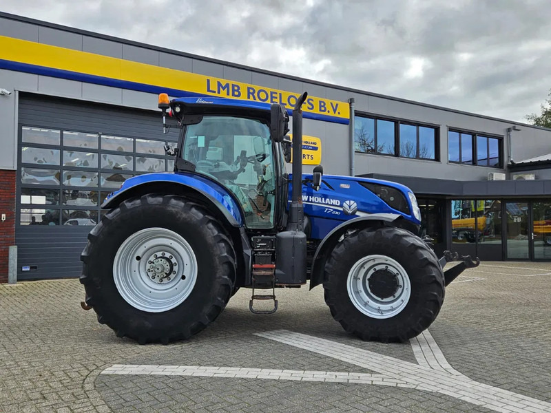 New Holland T7.230AC Autocommand - Traktor: slika 2 New Holland T7.230AC Autocommand - Traktor: slika 2