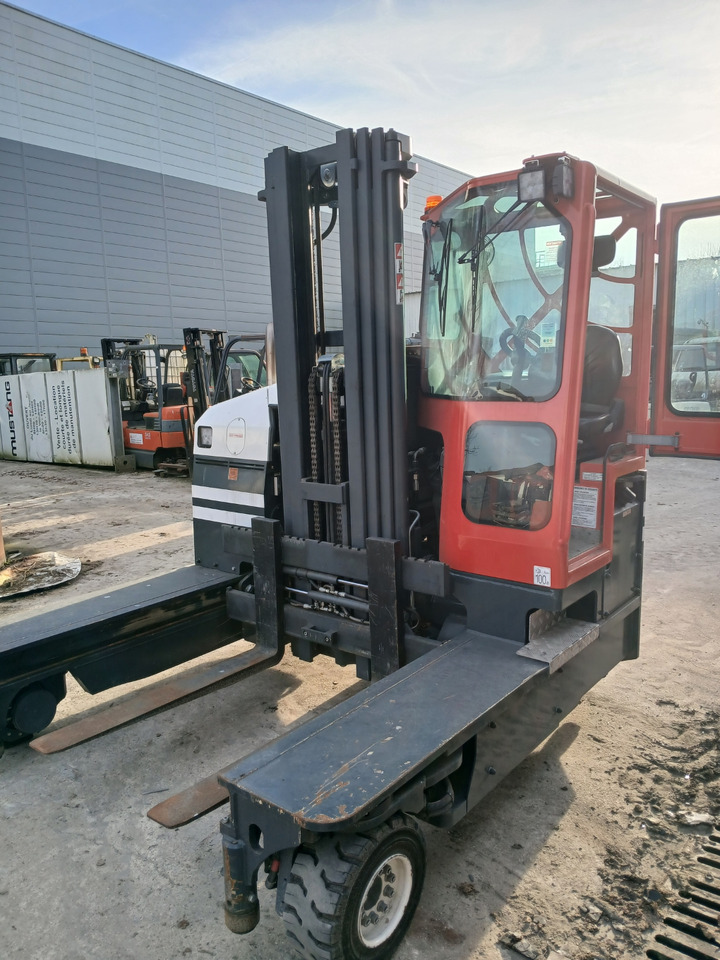 AMLIFT COMBI 40.60 - Bočni nakladalnik: slika 2 AMLIFT COMBI 40.60 - Bočni nakladalnik: slika 2