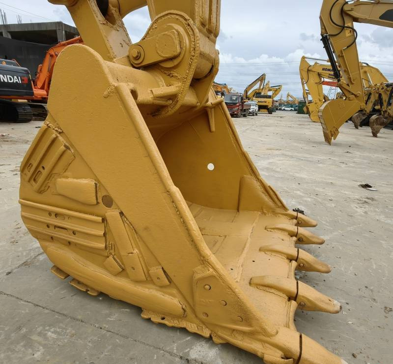 CAT 336d Caterpillar tracked excavator Warranty up to 10 YEARS CAT 336d Caterpillar гусеничний екскаватор Гарантія до 10 РОКІВ CAT 336d Caterpillar koparka gąsienicowa Gwarancja do 10 LAT - Bager goseničar: slika 2 CAT 336d Caterpillar tracked excavator Warranty up to 10 YEARS CAT 336d Caterpillar гусеничний екскаватор Гарантія до 10 РОКІВ CAT 336d Caterpillar koparka gąsienicowa Gwarancja do 10 LAT - Bager goseničar: slika 2