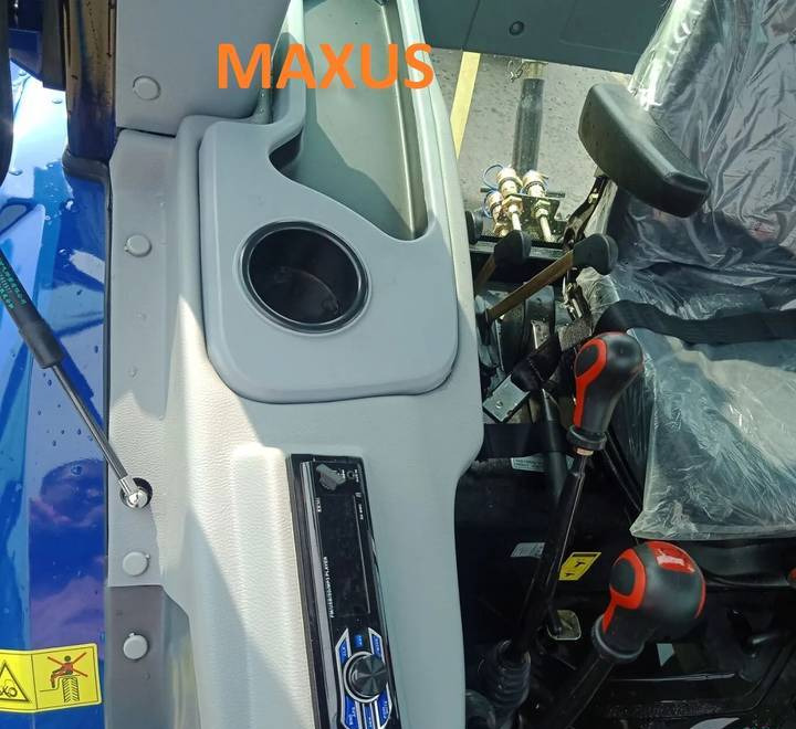 Nov Traktor NEW MAXUS 180 HP Tractor + Loader Warranty up to 10 YEARS Новий MAXUS Трактор 180 К.с. + Навантажувач Гарантія до 10 РОКІВ Nowy MAXUS Traktor 180 KM + Ładowacz Gwarancja do 10 LAT: slika 7