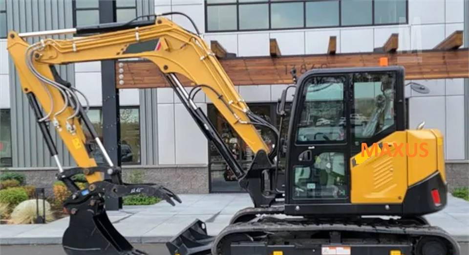 NEW MAXUS 9 Ton Crawler Excavator Warranty up to 10 YEARS НОВА Копарка гусенична MAXUS 9 тонн Гарантія до 10 РОКІВ NOWA Koparka gąsienicowa MAXUS 9 ton Gwarancja do 10 LAT - Bager goseničar: slika 5 NEW MAXUS 9 Ton Crawler Excavator Warranty up to 10 YEARS НОВА Копарка гусенична MAXUS 9 тонн Гарантія до 10 РОКІВ NOWA Koparka gąsienicowa MAXUS 9 ton Gwarancja do 10 LAT - Bager goseničar: slika 5