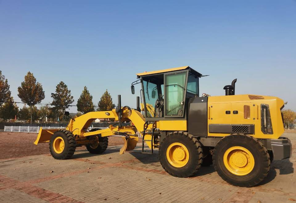 NEW MAXUS Cummins Road Grader Warranty up to 10 Years НОВА дорожня рівнялка MAXUS Cummins Гарантія до 10 Років NOWA równiarka drogowa MAXUS Cummins Gwarancja do 10 LAT - Greder: slika 5 NEW MAXUS Cummins Road Grader Warranty up to 10 Years НОВА дорожня рівнялка MAXUS Cummins Гарантія до 10 Років NOWA równiarka drogowa MAXUS Cummins Gwarancja do 10 LAT - Greder: slika 5