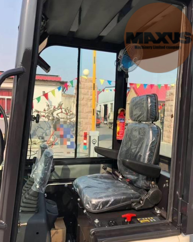 Maxus Mini Excavator 1700kg AirCondition Euro5 - Mini bager: slika 5 Maxus Mini Excavator 1700kg AirCondition Euro5 - Mini bager: slika 5
