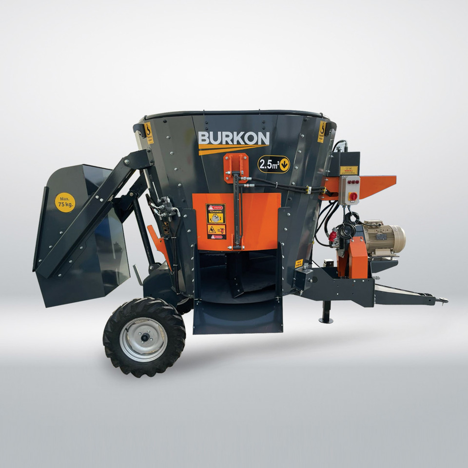 2.5 m3 Çekilir Yem Karma Makinesi - Mešalnik za krmo: slika 2 2.5 m3 Çekilir Yem Karma Makinesi - Mešalnik za krmo: slika 2