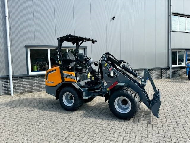 Nov Kolesni nakladalec Giant G2700 HD: slika 17