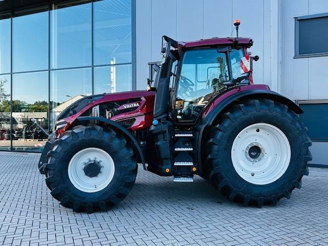 Valtra Q305 DEMO Super Compleet! - Traktor: slika 3 Valtra Q305 DEMO Super Compleet! - Traktor: slika 3