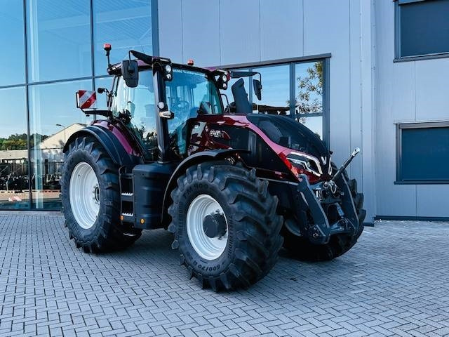 Valtra Q305 DEMO Super Compleet! - Traktor: slika 2 Valtra Q305 DEMO Super Compleet! - Traktor: slika 2