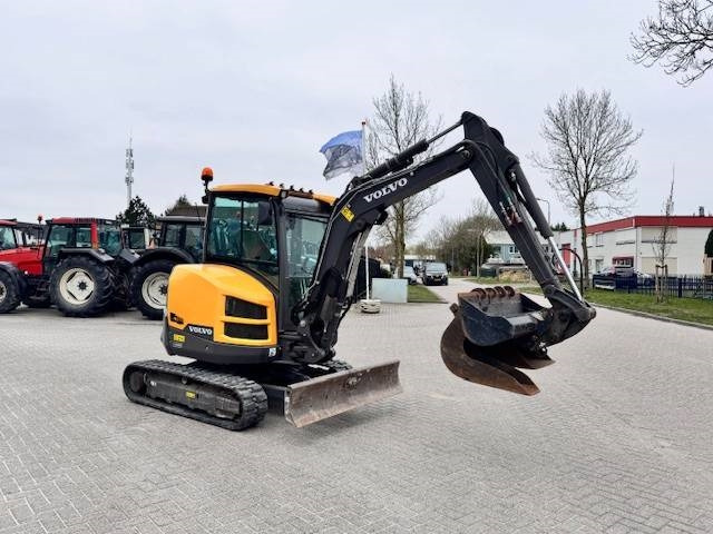 Volvo ECR35D, minikraan, 3.5 ton - Mini bager: slika 2 Volvo ECR35D, minikraan, 3.5 ton - Mini bager: slika 2