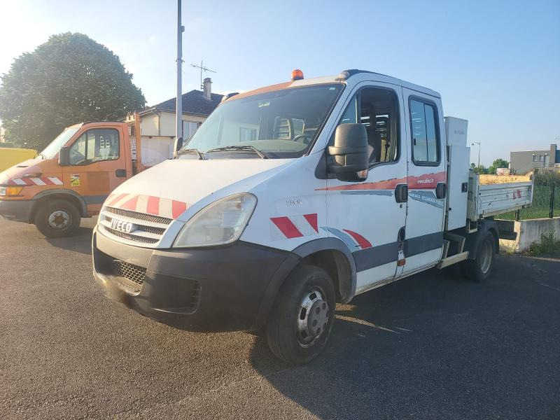 Iveco 35C12 - Dostavno vozilo prekucnik: slika 4 Iveco 35C12 - Dostavno vozilo prekucnik: slika 4