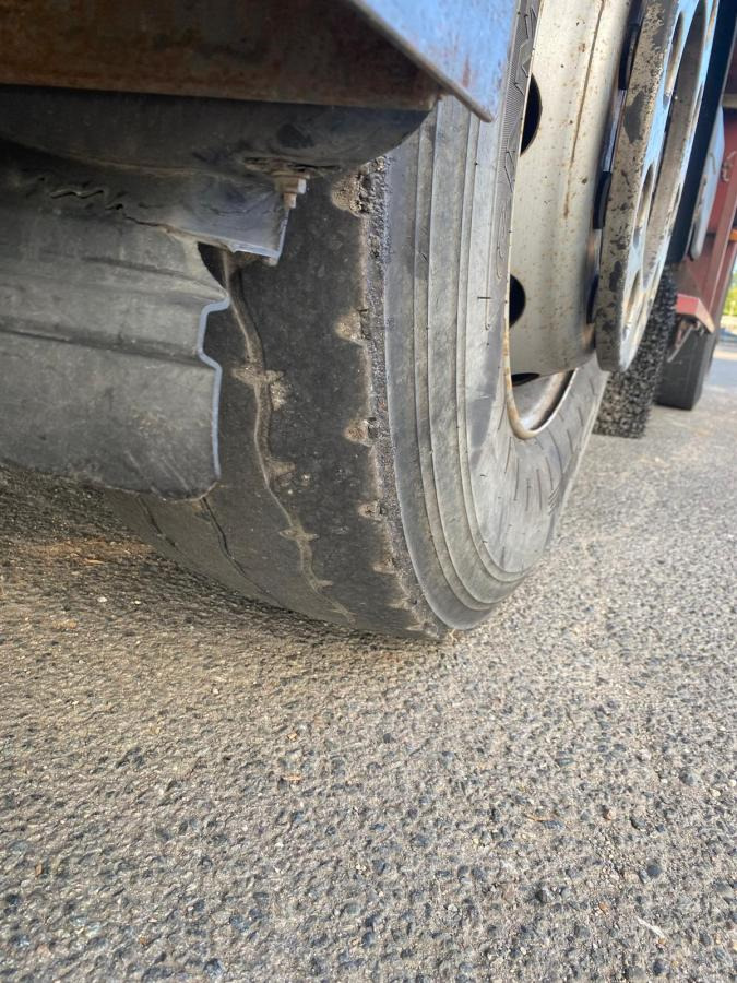 Renault Premium 300 CV lizing Renault Premium 300 CV: slika 22 Renault Premium 300 CV lizing Renault Premium 300 CV: slika 22