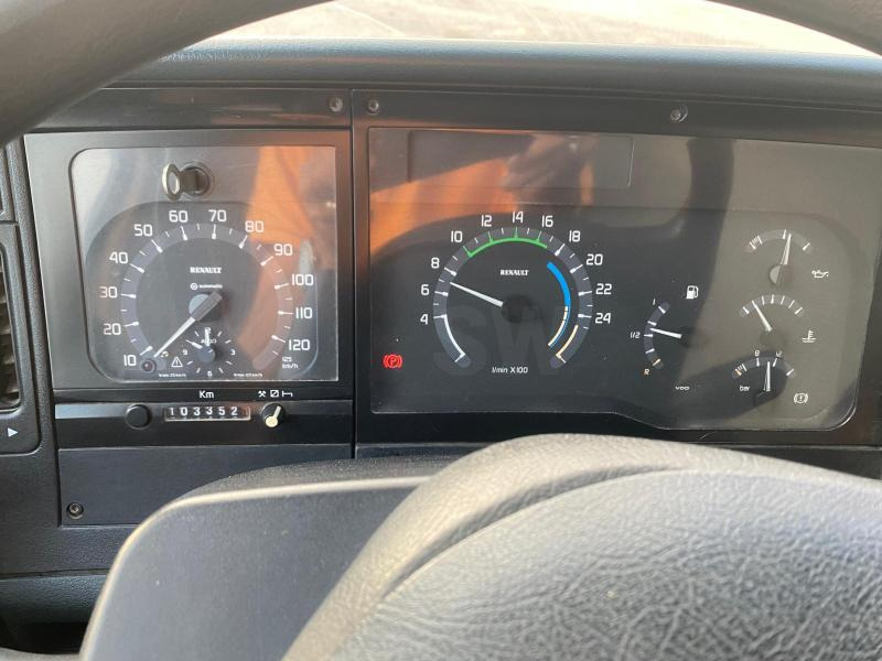 Renault Premium 300 CV lizing Renault Premium 300 CV: slika 12 Renault Premium 300 CV lizing Renault Premium 300 CV: slika 12