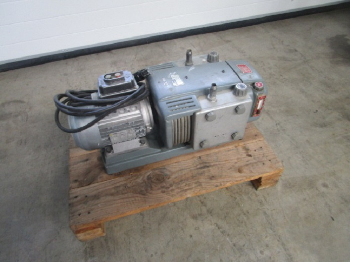 KOMPRESSOR RIETSCHLE CL40 DV - Rezervni deli za Tiskarski stroj: slika 3 KOMPRESSOR RIETSCHLE CL40 DV - Rezervni deli za Tiskarski stroj: slika 3