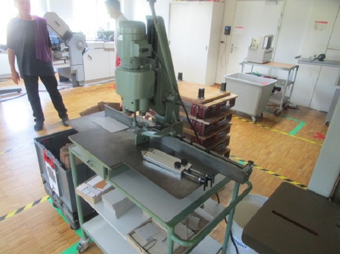 ZWEISPINDELBOHRMASCHINE HANG 136 D - Tiskarski stroj: slika 4 ZWEISPINDELBOHRMASCHINE HANG 136 D - Tiskarski stroj: slika 4
