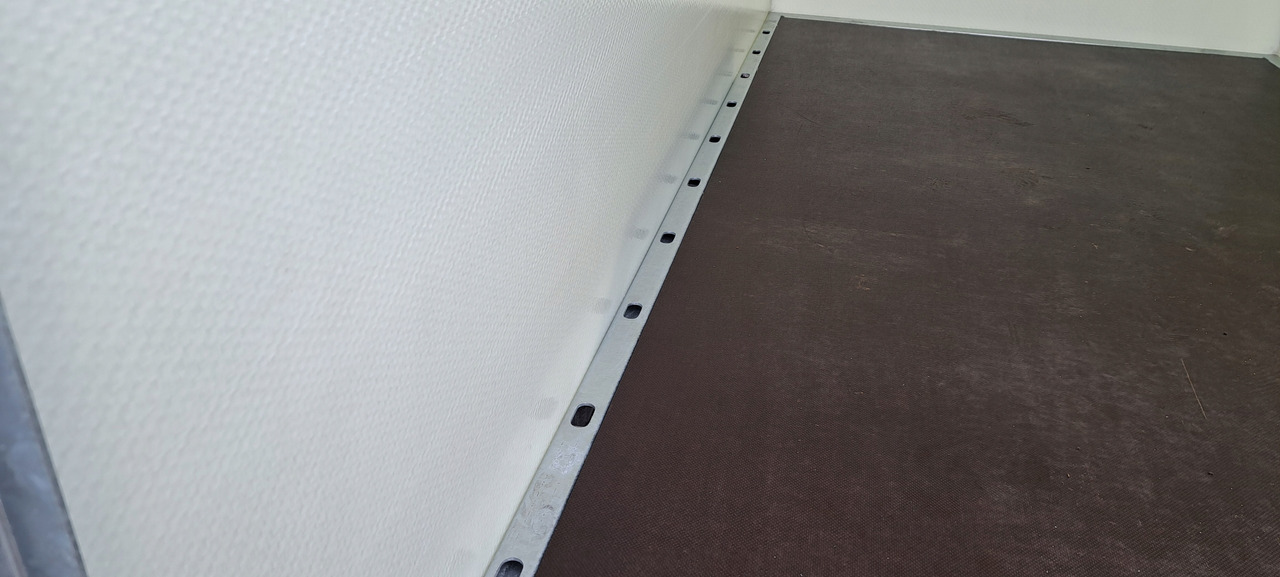 PRZYCZEPA KONTENER CARGO 4 BOX 3x1,5 DMC 2700 / CARGO CONTAINER TRAILER 4 BOX 3x1.5 DMC 2700 - Prikolica zabojnik: slika 4 PRZYCZEPA KONTENER CARGO 4 BOX 3x1,5 DMC 2700 / CARGO CONTAINER TRAILER 4 BOX 3x1.5 DMC 2700 - Prikolica zabojnik: slika 4