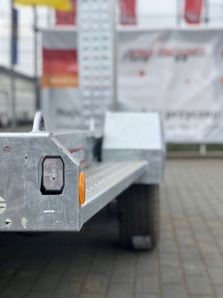 PRZYCZEPA LAWETA KOPARKI MINIKOPARKI 3500KG 370CM / EXCAVATOR MINI EXCAVATOR TRANSPORTER TRAILER 3500KG 370CM - Prikolica za prevoz strojev: slika 4 PRZYCZEPA LAWETA KOPARKI MINIKOPARKI 3500KG 370CM / EXCAVATOR MINI EXCAVATOR TRANSPORTER TRAILER 3500KG 370CM - Prikolica za prevoz strojev: slika 4