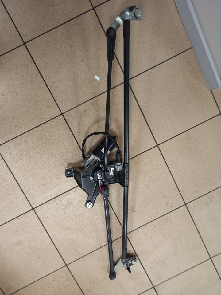 DAF - Brisalec: slika 3 DAF - Brisalec: slika 3