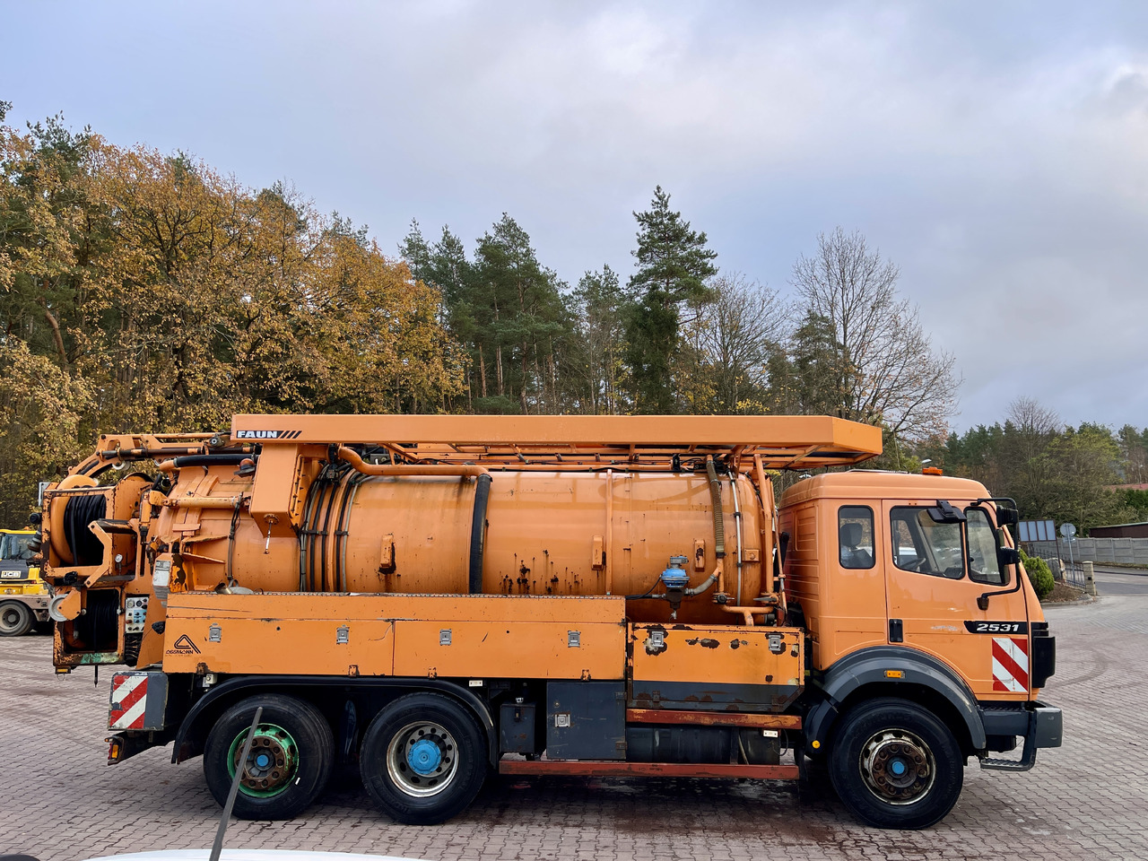 Mercedes-Benz 2531L - Vakuumski tovornjak: slika 3 Mercedes-Benz 2531L - Vakuumski tovornjak: slika 3