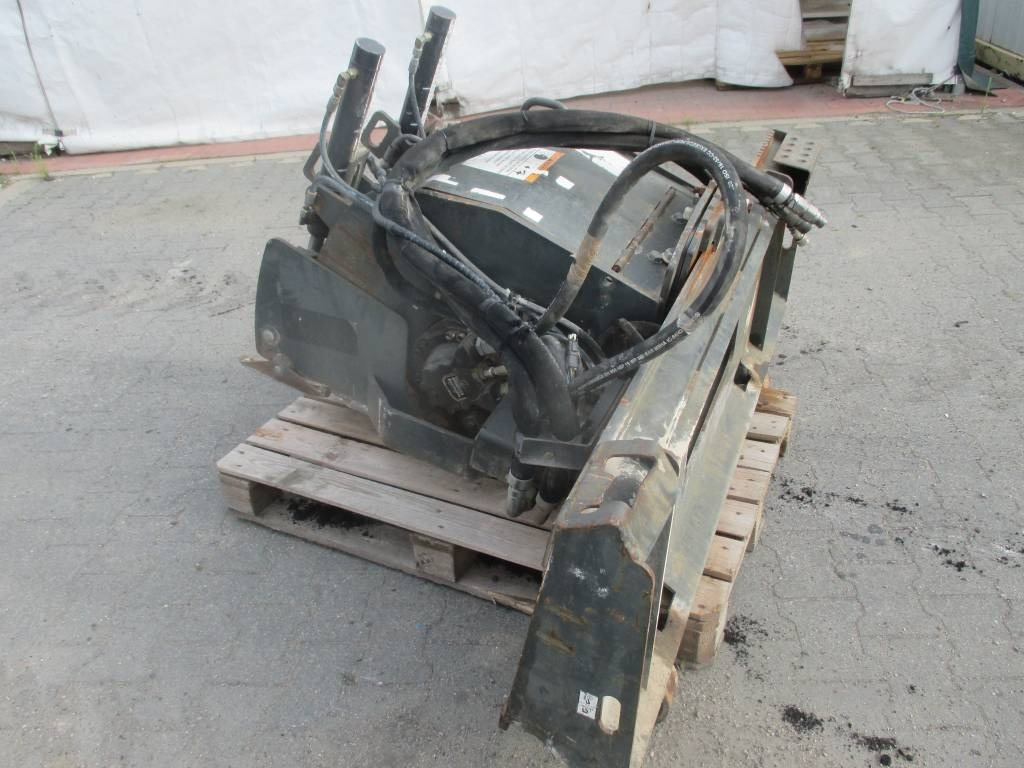 Bobcat 18 PLA - Strgalec: slika 2 Bobcat 18 PLA - Strgalec: slika 2