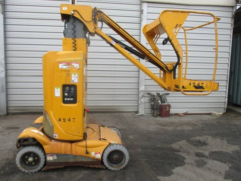 Haulotte Star 10 - Vertikalni dvižni teleskop: slika 1 Haulotte Star 10 - Vertikalni dvižni teleskop: slika 1