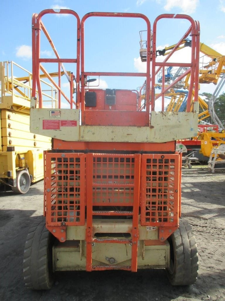 JLG 4069 LE - Škarjasta dvižna ploščad: slika 4 JLG 4069 LE - Škarjasta dvižna ploščad: slika 4