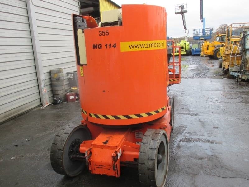 JLG E 300 AJ - Zglobna dvižna ploščad: slika 3 JLG E 300 AJ - Zglobna dvižna ploščad: slika 3