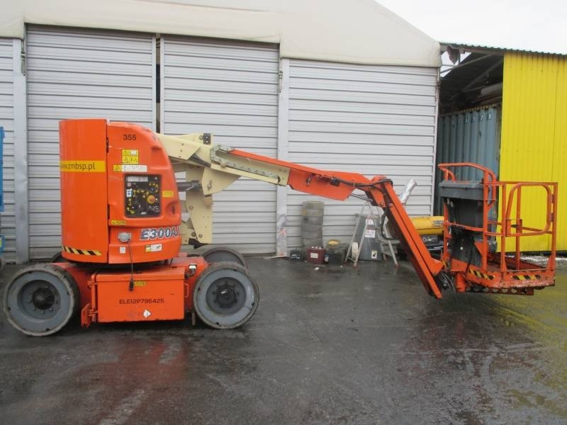 JLG E 300 AJ - Zglobna dvižna ploščad: slika 1 JLG E 300 AJ - Zglobna dvižna ploščad: slika 1