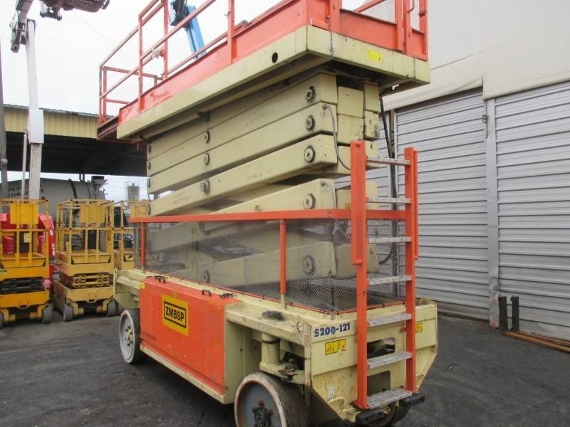 JLG Liftlux 180-12 - Škarjasta dvižna ploščad: slika 4 JLG Liftlux 180-12 - Škarjasta dvižna ploščad: slika 4