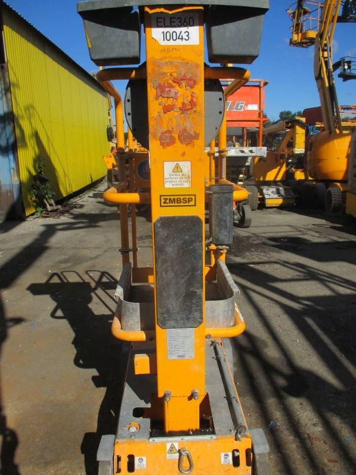 JLG Pecolift - Vertikalni dvižni teleskop: slika 3 JLG Pecolift - Vertikalni dvižni teleskop: slika 3