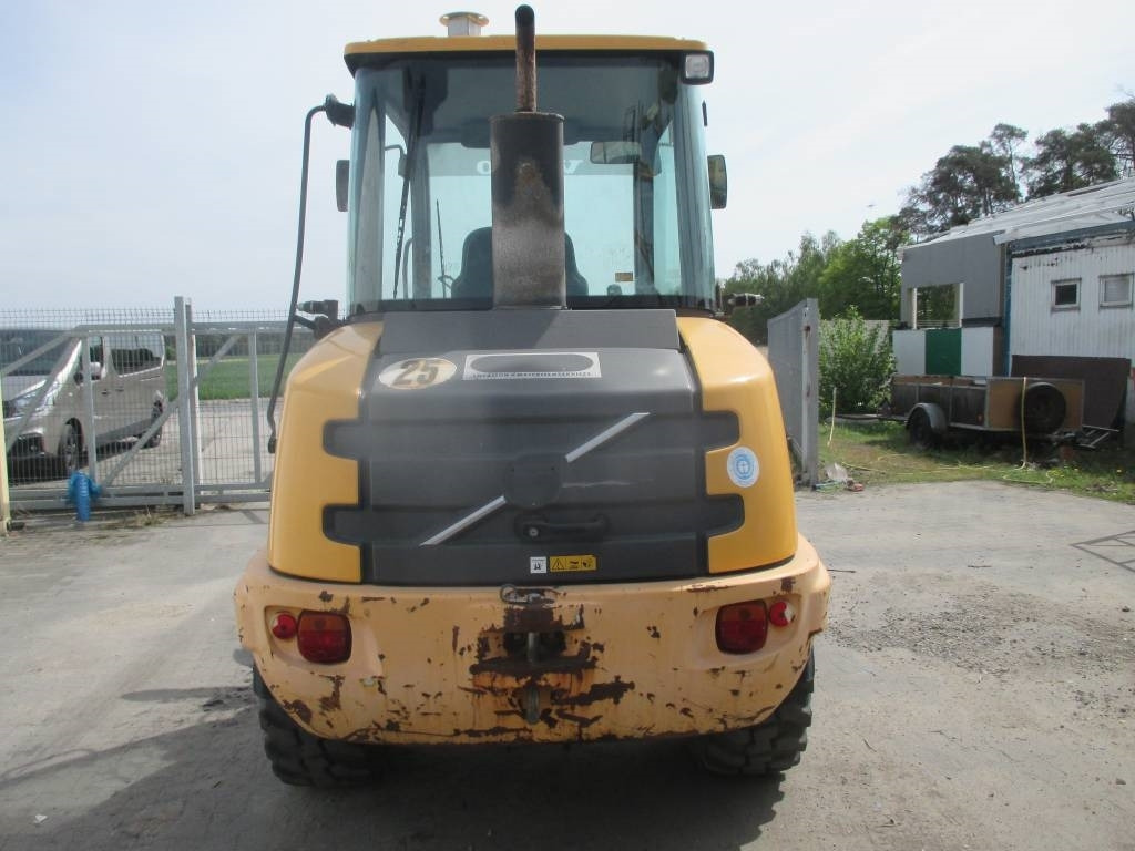 Volvo L 25 F - Kolesni nakladalec: slika 3 Volvo L 25 F - Kolesni nakladalec: slika 3