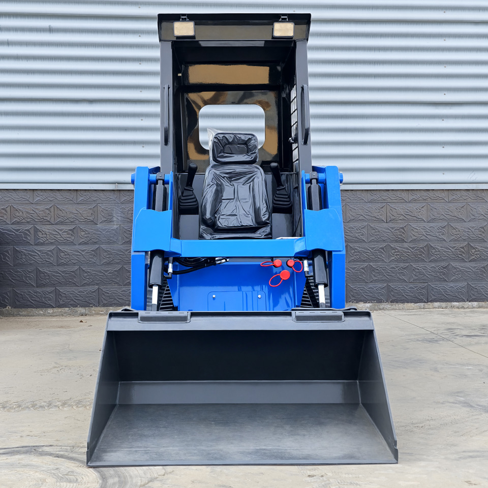 LEZUM LA670 Skid Steer Euro 5/Epa Engine Kubota Mini Small Skid Steer Loader For Sale - Mini nakladalec: slika 2 LEZUM LA670 Skid Steer Euro 5/Epa Engine Kubota Mini Small Skid Steer Loader For Sale - Mini nakladalec: slika 2