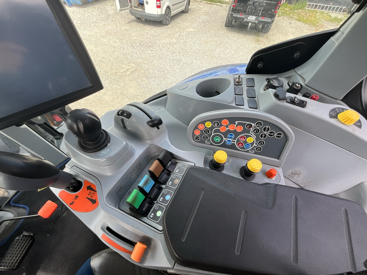 Traktor NEW HOLLAND T7 245: slika 6
