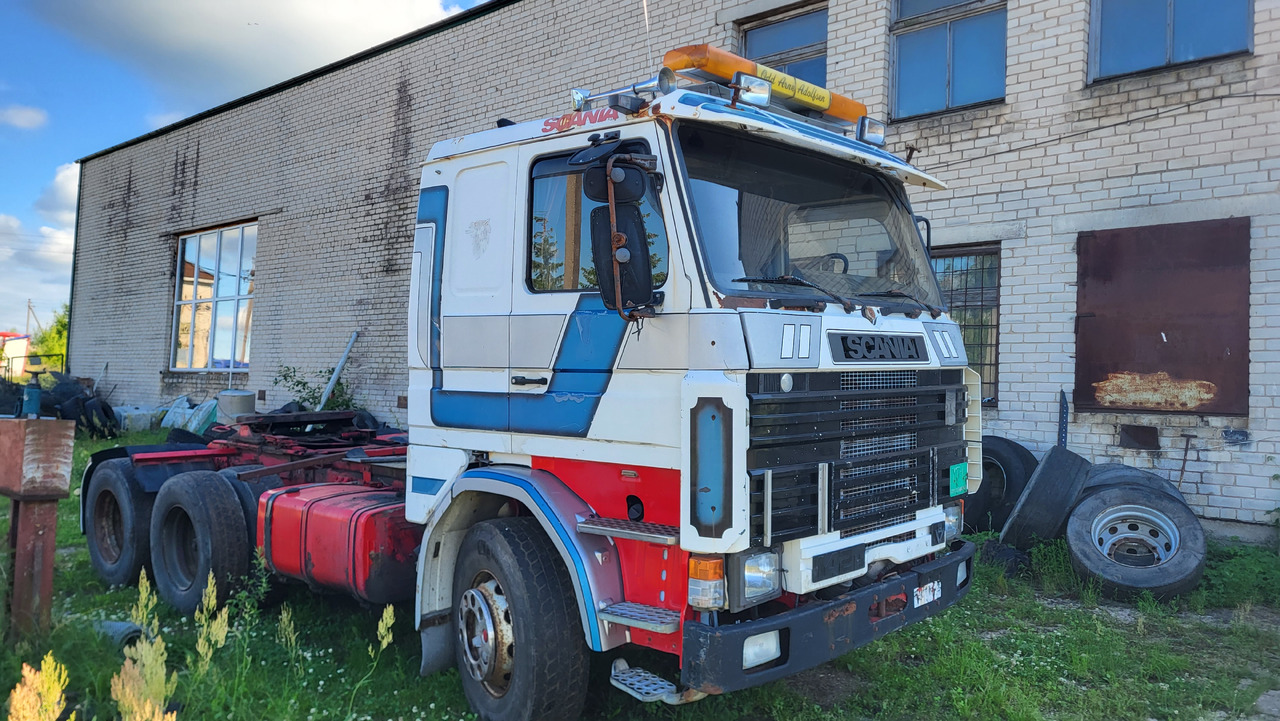SCANIA R 142 H 6X2 SU KRANU - Vlačilec: slika 1 SCANIA R 142 H 6X2 SU KRANU - Vlačilec: slika 1