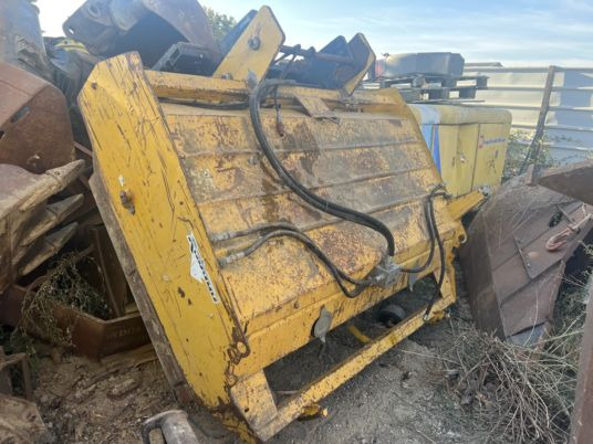 Balayeuse Rabaud pour minichargeur - Metla za Gradbeni stroj: slika 2 Balayeuse Rabaud pour minichargeur - Metla za Gradbeni stroj: slika 2