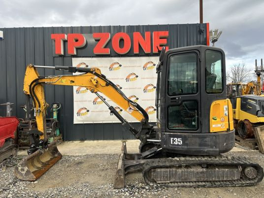 Bobcat E35 CLIM à 22 500 € HT - Mini bager: slika 2 Bobcat E35 CLIM à 22 500 € HT - Mini bager: slika 2